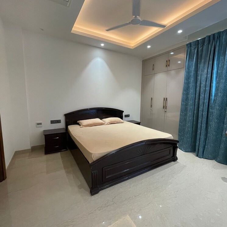 Bedroom, defence colony 3 Bedroom 1953 Sq.Ft. Builder Floor In Defence Colony Delhi 8000817