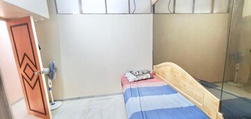 Room in  Pg at Worli – for Rent