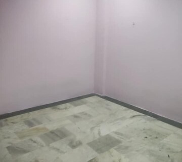Master Bedroom in 2 BHK Villa at Aliganj – for Rent