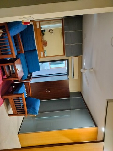 Furnished Amenities in 3 BHK Apartment at Oberoi Realty Exquisite, Goregaon East – for Rent
