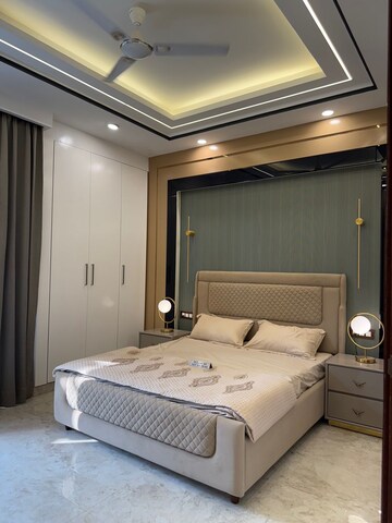 Bedroom in 3 BHK Builder Floor at Sector 70 – for Sale