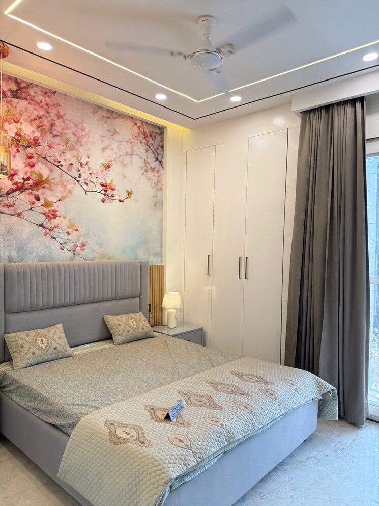 Bedroom, sector 70 3 Bedroom 175 Sq.Yd. Builder Floor In Sector 70 Gurgaon 8000864