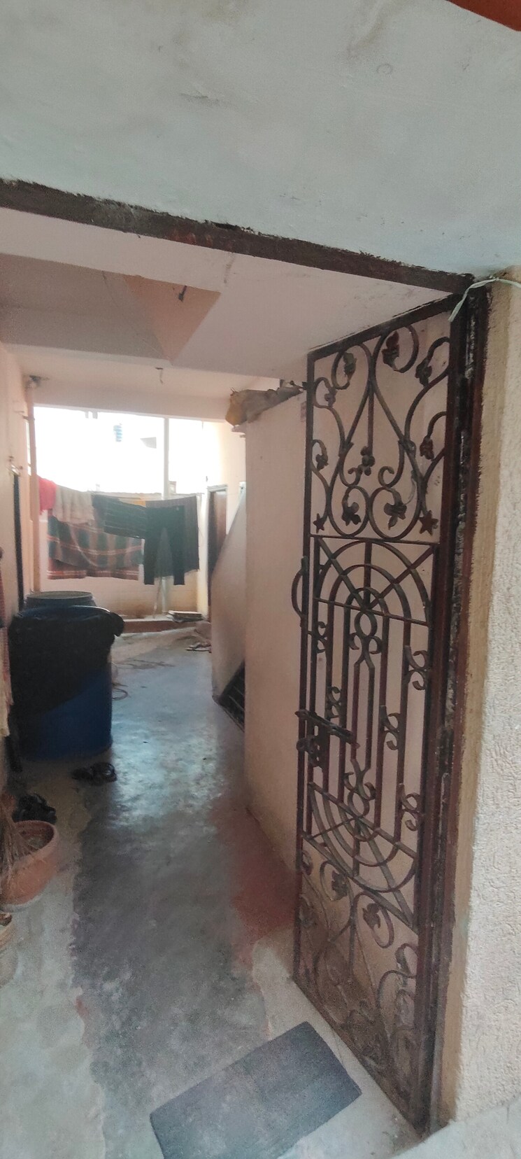 Living Room, kukatpally 6 Bedroom 100 Sq.Yd. Independent House In Kukatpally Hyderabad 8001076