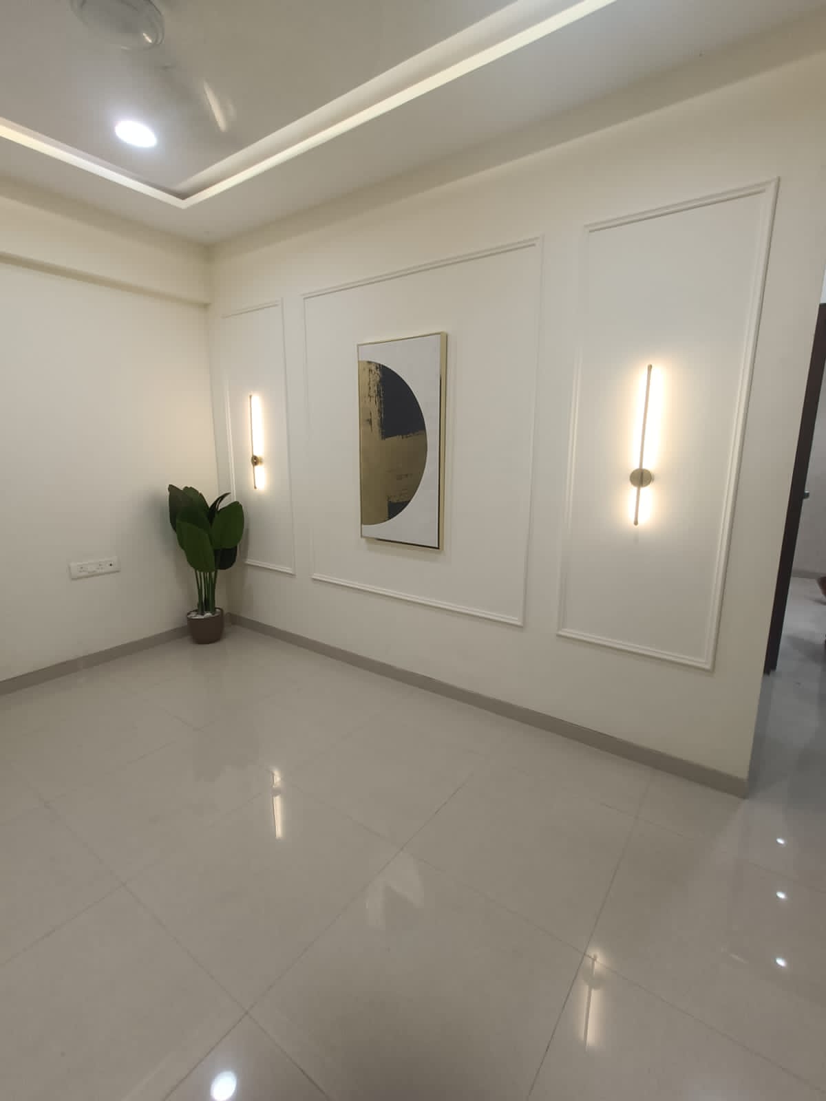 1 BHK 610 Sq.Ft. Apartment in Naman Platina