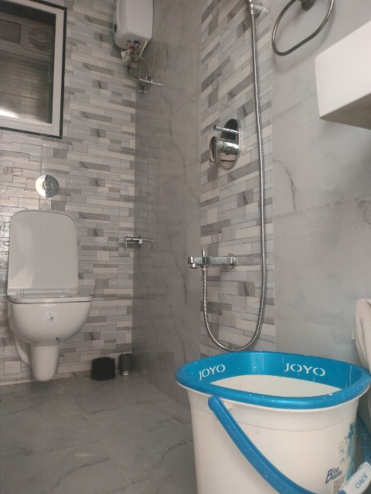 Bathroom, olympic-towers 2 Bedroom 950 Sq.Ft. Apartment In Andheri West Mumbai 8000975