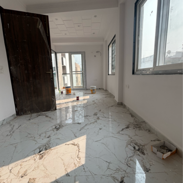 Room in 1 BHK Builder Floor at Sector 2 – for Rent