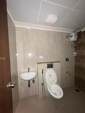 Attached Bathroom in 2.5 BHK Apartment at Lodha Palava Downtown Dombivli East, Dombivli East – for Rent