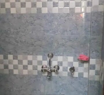 Bathroom in 2 BHK Villa at Aliganj – for Rent