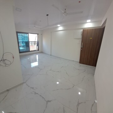 Room in 2 BHK Apartment at Shree Kaveri Heights, Ghatkopar East – for Rent