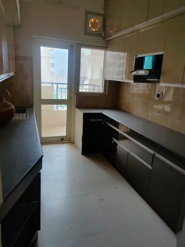 Kitchen, awho-shanti-vihar 4 Bedroom 1900 Sq.Ft. Apartment In Sector 95 Gurgaon 8001013