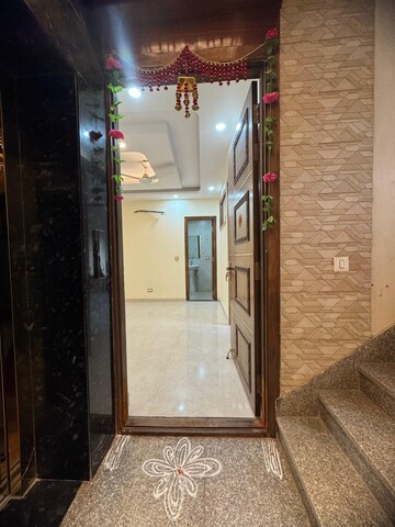 Building Lobby in 3 BHK Builder Floor at Chattarpur – for Rent