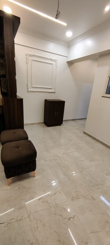 Room in 2 BHK Apartment at K Raheja Reserve, Mohammadwadi – for Rent