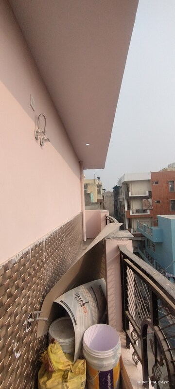Master Bedroom in 2 BHK Builder Floor at Uttam Nagar – for Sale