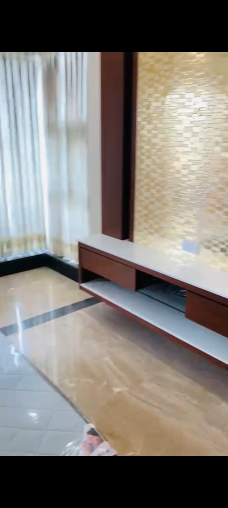 Bedroom, gomti nagar 5 Bedroom 2400 Sq.Ft. Apartment In Gomti Nagar Lucknow 8001100