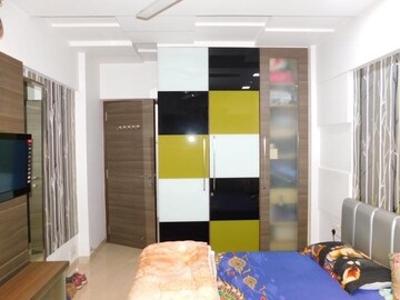 Room in 3 BHK Apartment at Deonar – for Rent