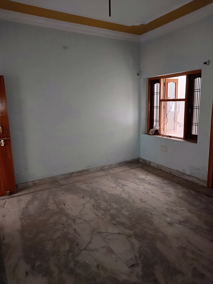 Room, jankipuram 3 Bedroom 2000 Sq.Ft. Independent House In Jankipuram Lucknow 8001126
