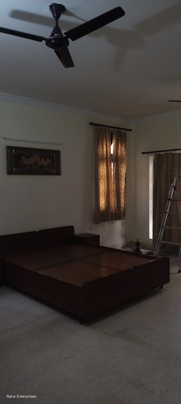 Living Room in 1 BHK Builder Floor at Palam Vihar Residents Association, Palam Vihar – for Rent