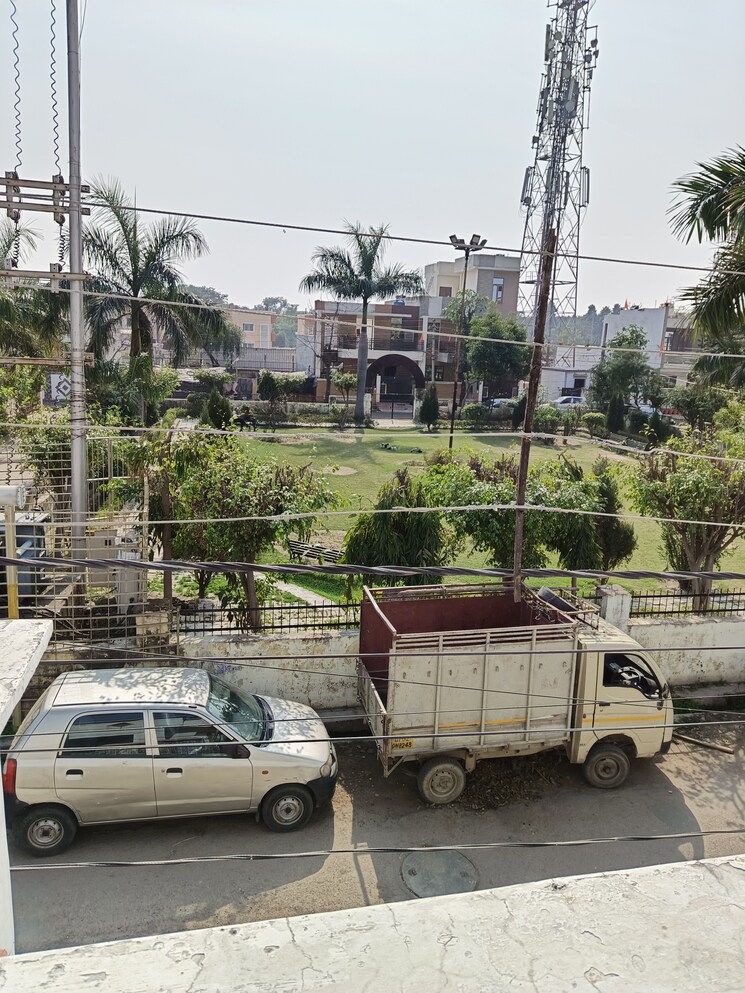 Exterior View, jankipuram 3 Bedroom 2000 Sq.Ft. Independent House In Jankipuram Lucknow 8001126