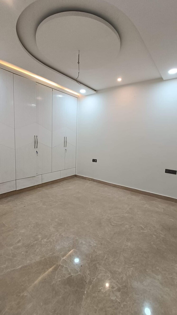 Room, burari 3 Bedroom 100 Sq.Yd. Builder Floor In Burari Delhi 8001127