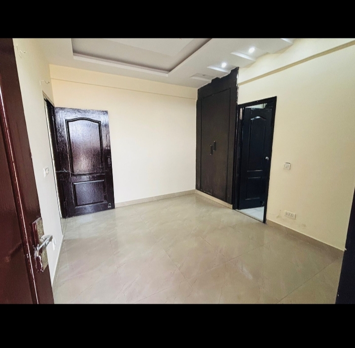 4 BHK 1795 Sq.Ft. Apartment in Quantum Colonisers Quantum Residency