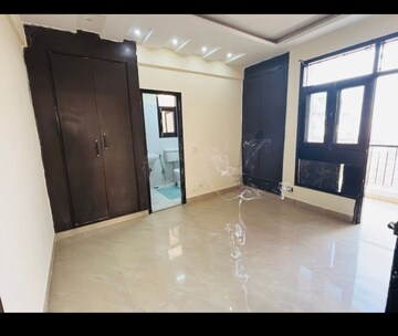 Room in 4 BHK Apartment at Quantum Colonisers Quantum Residency, Raj Nagar Extension – for Sale