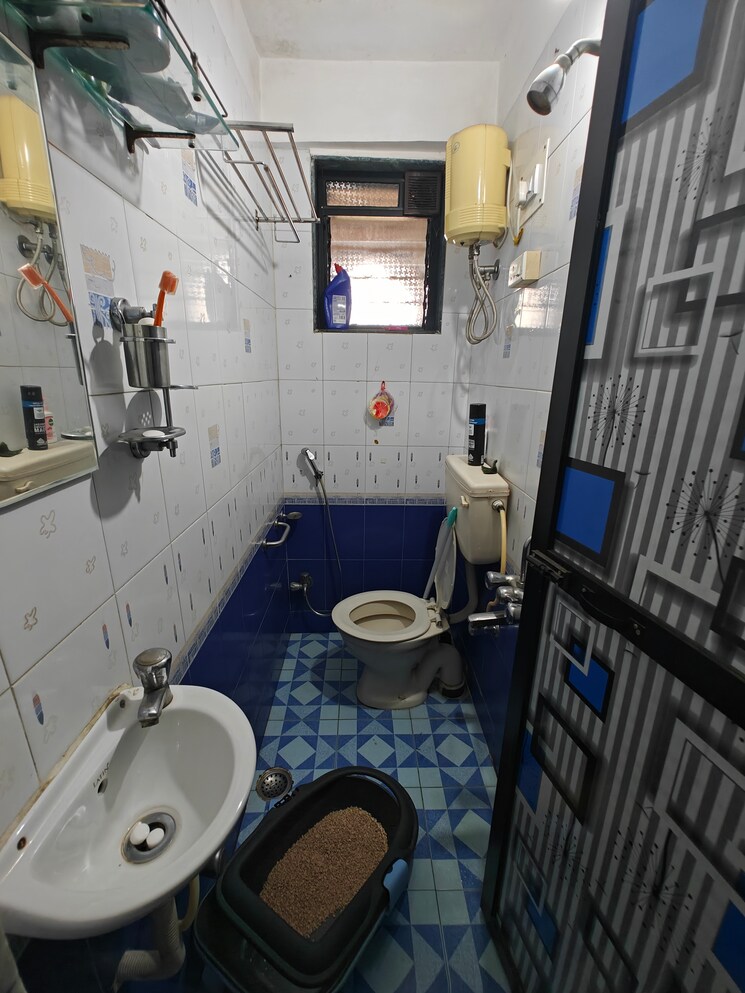 Attached Bathroom, sector 28 nerul 2 Bedroom 950 Sq.Ft. Apartment In Sector 28 Nerul Navi Mumbai 8001221