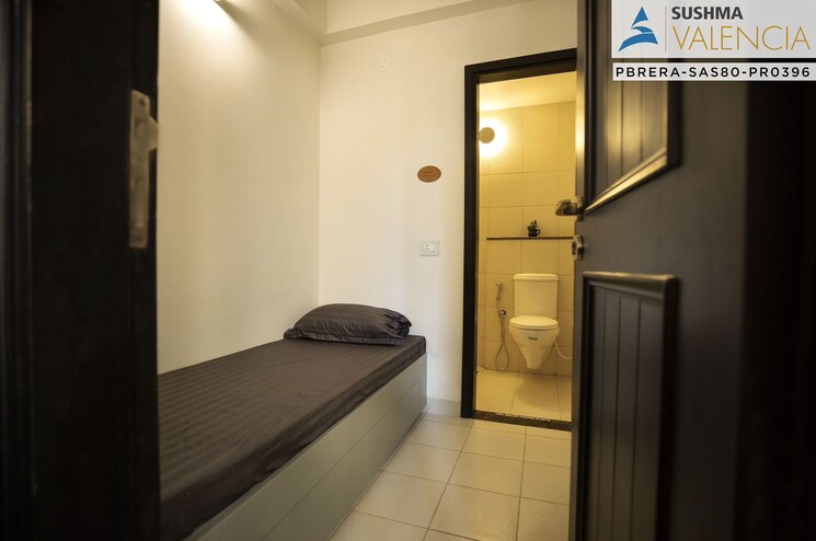 Kitchen, sushma-valencia 3 Bedroom 1800 Sq.Ft. Apartment In International Airport Road Zirakpur 8001266