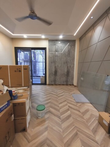 Bedroom in 3 BHK Builder Floor at Nehru Enclave – for Sale