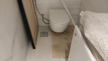 Bathroom in 4 BHK Apartment at Lokhandwala Minerva Mahalaxmi, Mahalaxmi – for Sale