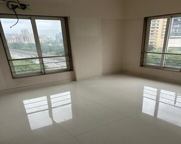 Room in 3.5 BHK Apartment at Matunga East – for Sale
