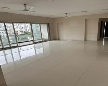 Living Room in 3.5 BHK Apartment at Matunga East – for Sale