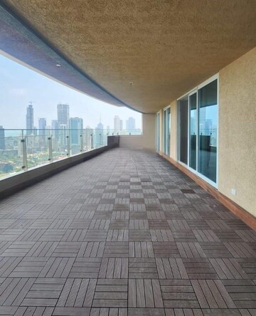 Room in 3 BHK Apartment at Lokhandwala Minerva Mahalaxmi, Mahalaxmi – for Sale