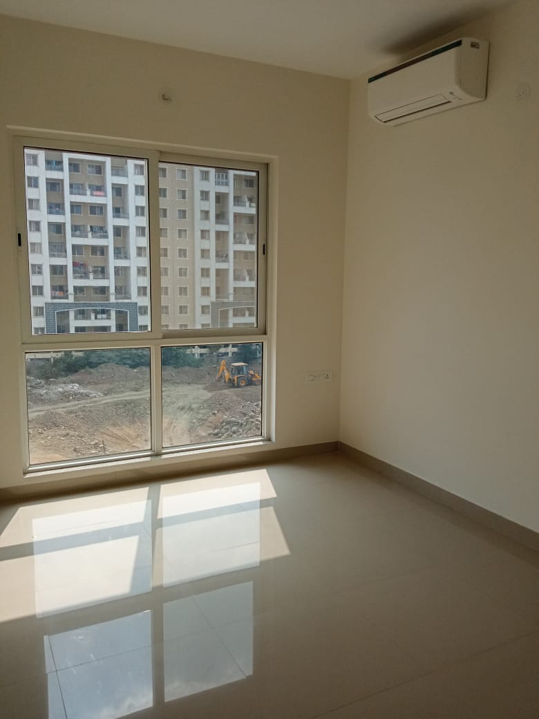 2 BHK Apartment For Sale in Madhupushpa Ph-1 CHS