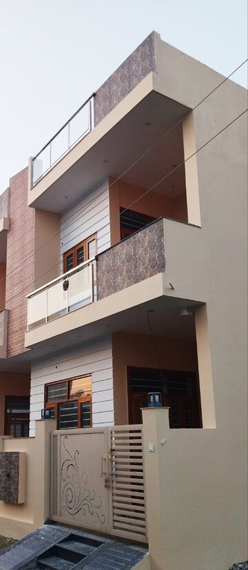 4 BHK Independent House – Exterior View View at Sahastradhara Road - for Sale