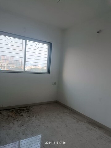 Room in 1 BHK Apartment at Sukhwani Hermosa Casa, Mundhwa – for Sale