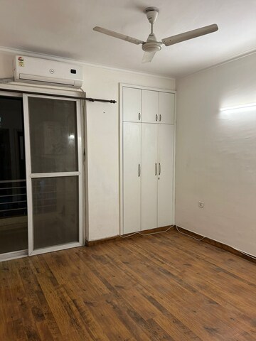 Room in 3 BHK Apartment at AEZ Aloha, Sector 57 – for Rent