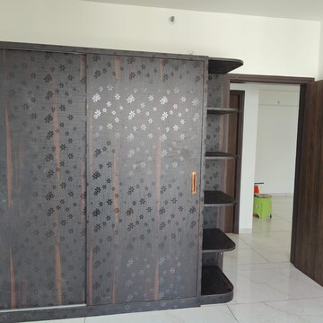 Room in 2 BHK Apartment at Rishita Manhattan, Sarsawan – for Rent