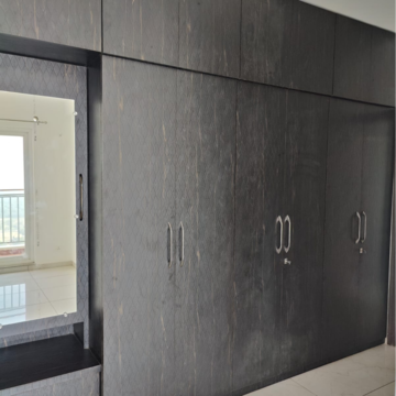 Room in 2 BHK Apartment at Rishita Manhattan, Sarsawan – for Rent