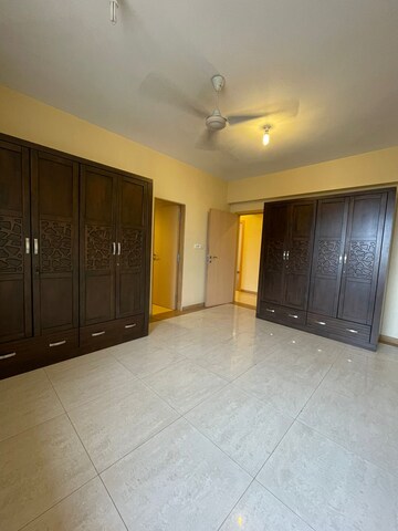Room in 4 BHK Apartment at Hiranandani Gardens Odyssey I II, Powai – for Sale
