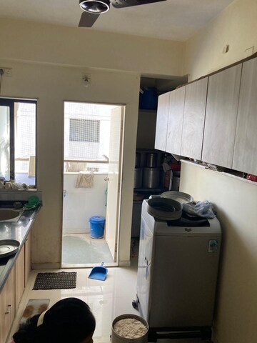 Room in 2 BHK Apartment at Memnagar – for Rent