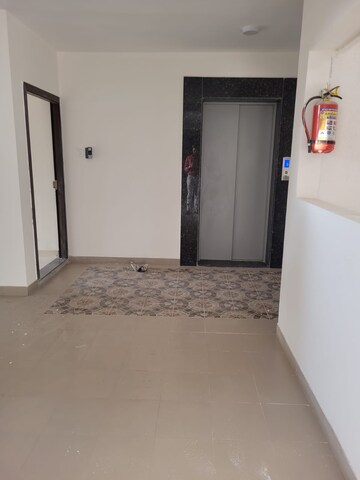 2 BHK Apartment For Resale in Kumar Palaash A Wadgaon Sheri Pune  8001491