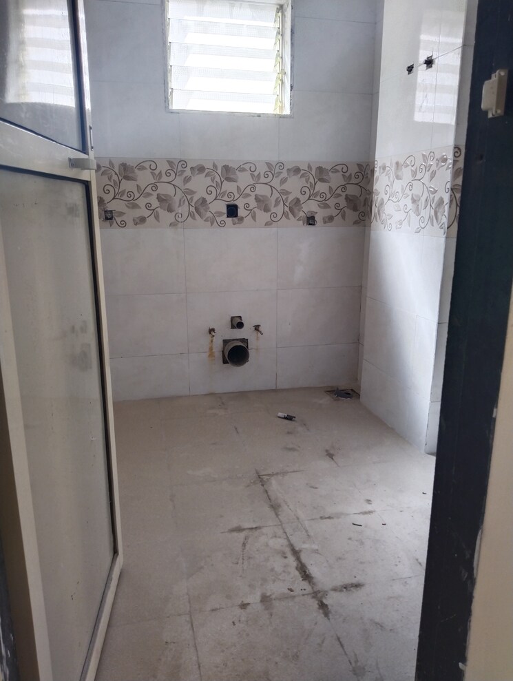 Bathroom, kasheli 1 Bedroom 565 Sq.Ft. Apartment In Kasheli Thane 8001516