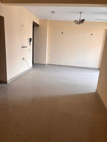 Room in 2 BHK Apartment at KW Srishti, Raj Nagar Extension – for Rent