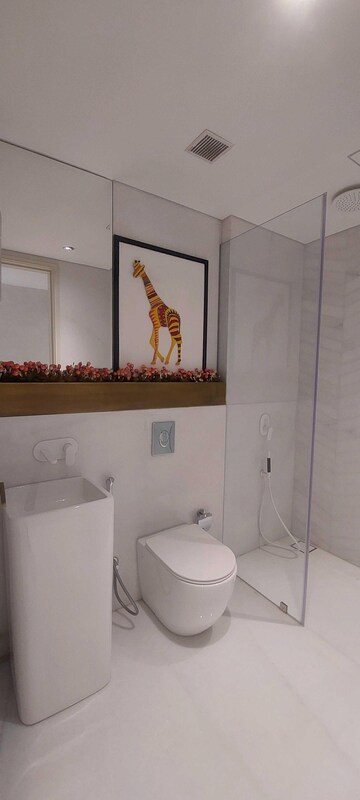 Bathroom in 4 BHK Apartment at Lokhandwala Minerva Mahalaxmi, Mahalaxmi – for Sale