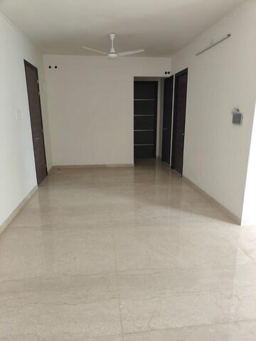 Room in 3 BHK Apartment at Rajesh Raj Infinia, Malad West – for Rent