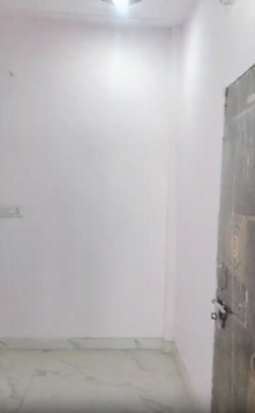 Room in 1.5 BHK Independent House at Jawahar Colony – for Sale