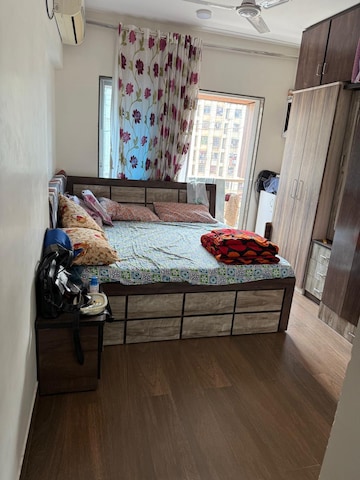 Bedroom in 2 BHK Apartment at Veena Serenity, Chembur – for Sale