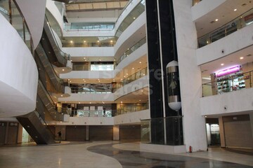  Shop – Exterior View View at Rustomjee Eaze Zone Mall, Malad West - for Sale