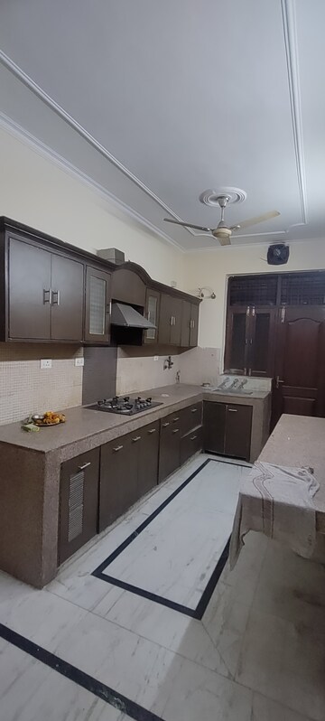 3 BHK Builder Floor For Rent in Ashoka Enclave 3, Sector 35