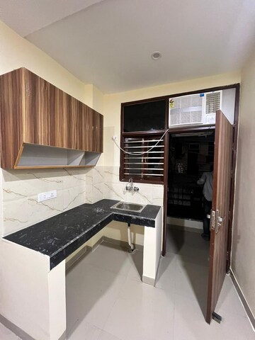 Master Bedroom in 1 RK Builder Floor at Sector 41 – for Rent